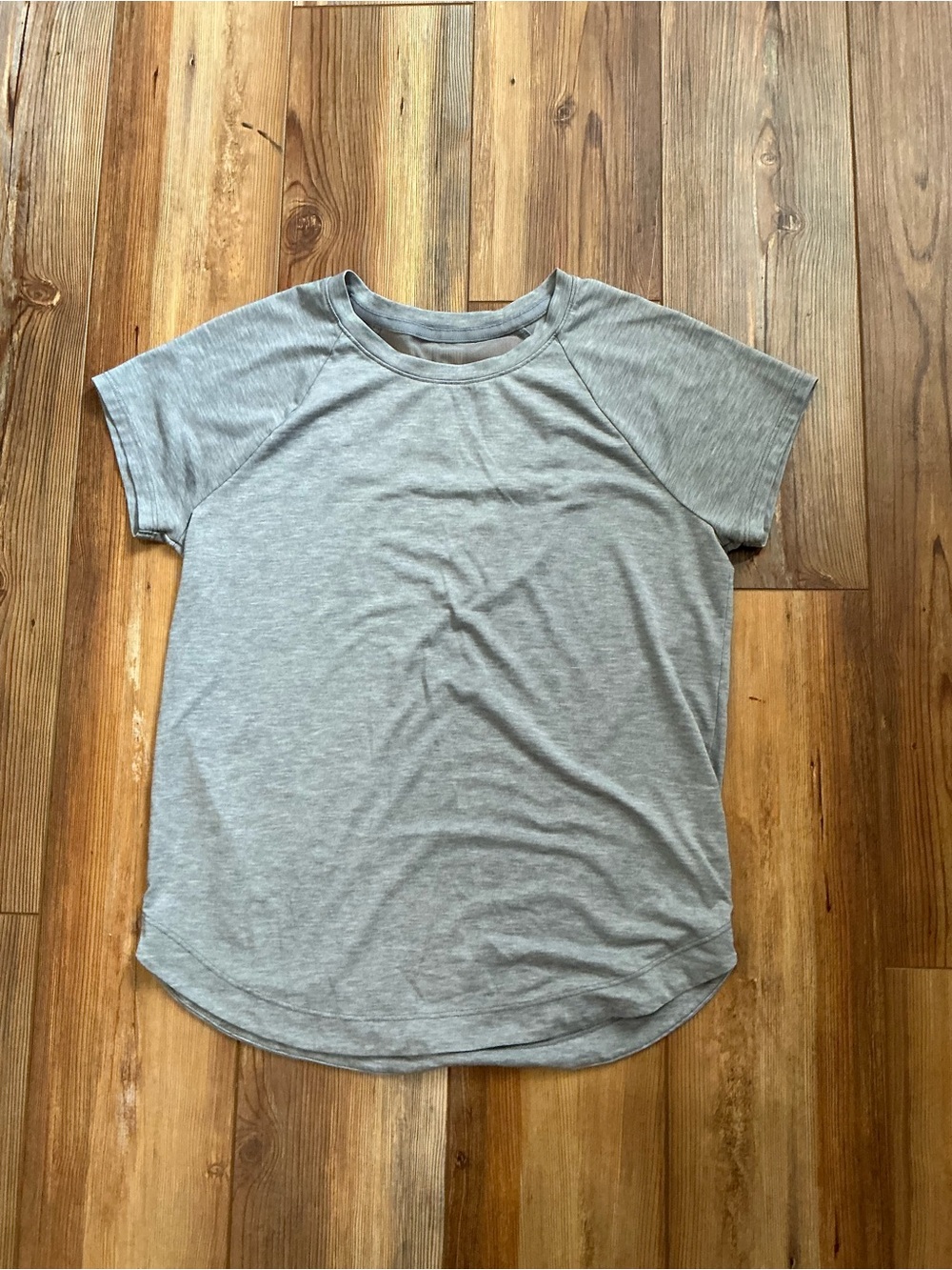 Athleta Girl Heather Gray Short Sleeve Crewneck Tee